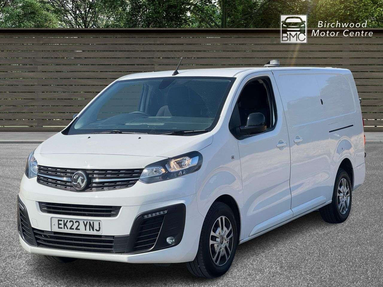 A 2022 VAUXHALL VIVARO 2.0 Turbo D 3100 Sportive Panel Van 5dr Diesel Manual L2 H1 Euro 6 (s/s) (1 A 2022 VAUXHALL VIVARO 2.0 Turbo D 3100 Sportive Panel Van 5dr Diesel Manual L2 H1 Euro 6 (s/s) (1