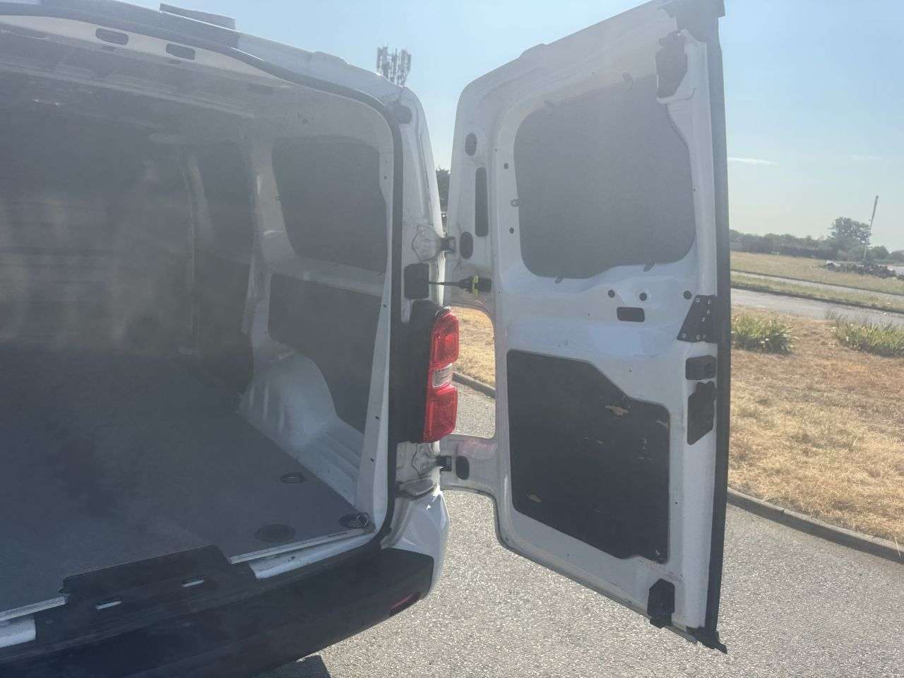 2022 VAUXHALL VIVARO 2022 VAUXHALL VIVARO