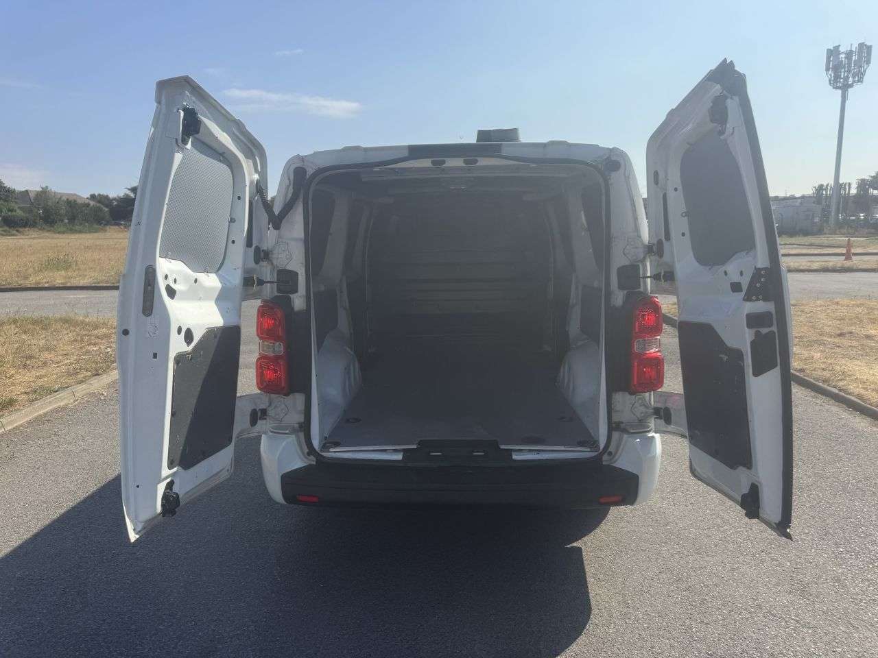 2022 VAUXHALL VIVARO 2022 VAUXHALL VIVARO