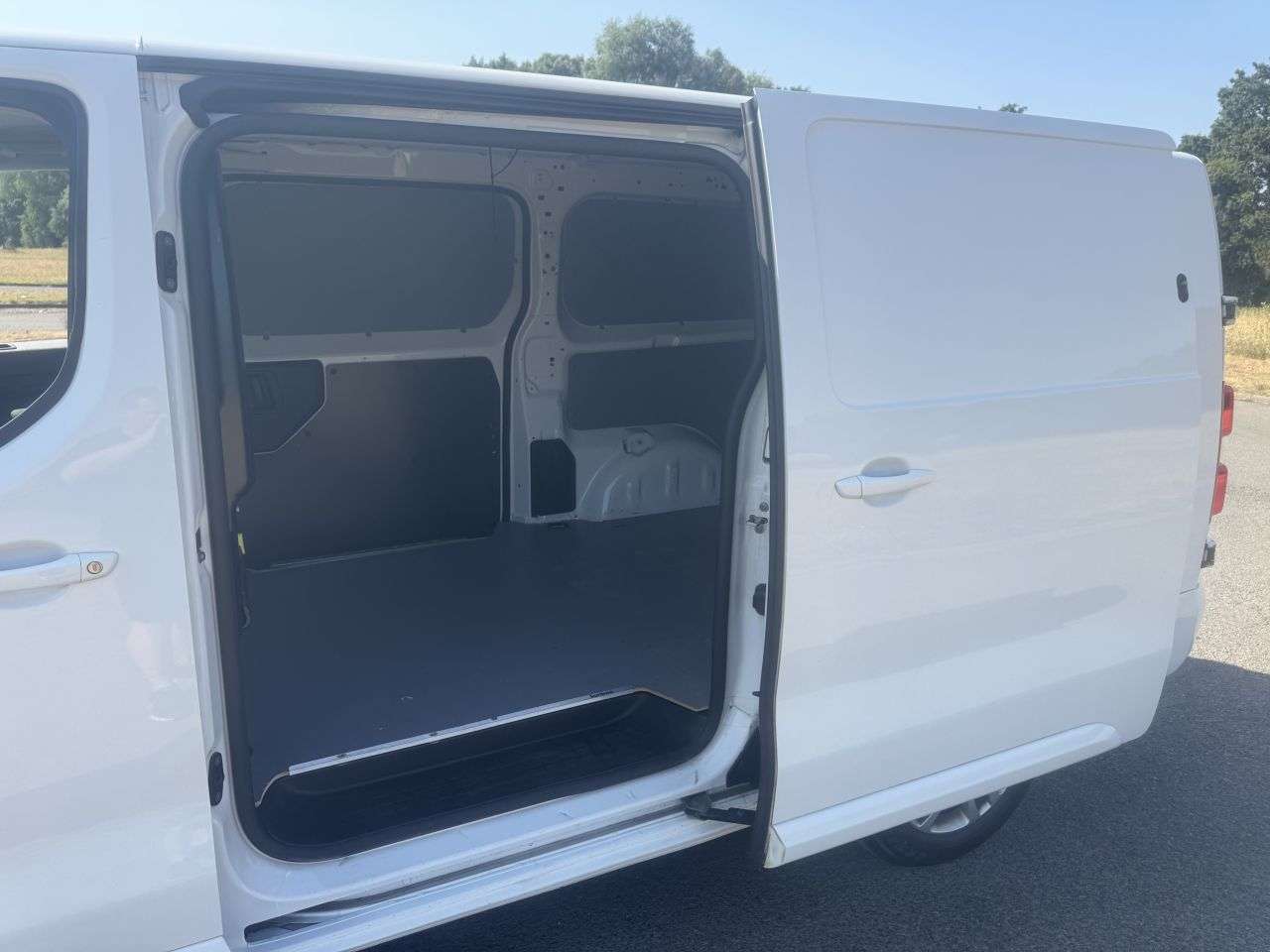 2022 VAUXHALL VIVARO 2022 VAUXHALL VIVARO