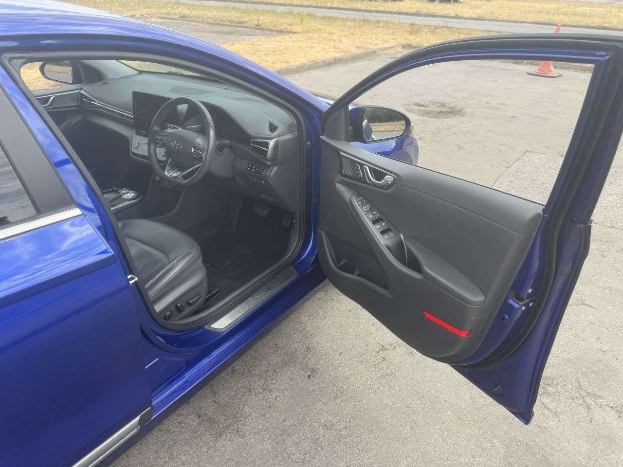 2021 HYUNDAI IONIQ 2021 HYUNDAI IONIQ