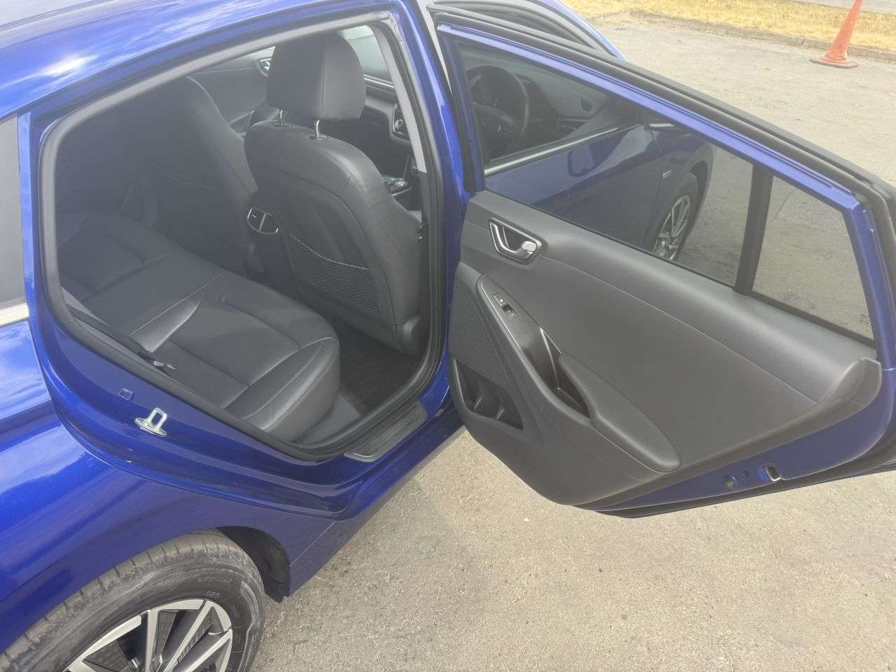 2021 HYUNDAI IONIQ 2021 HYUNDAI IONIQ