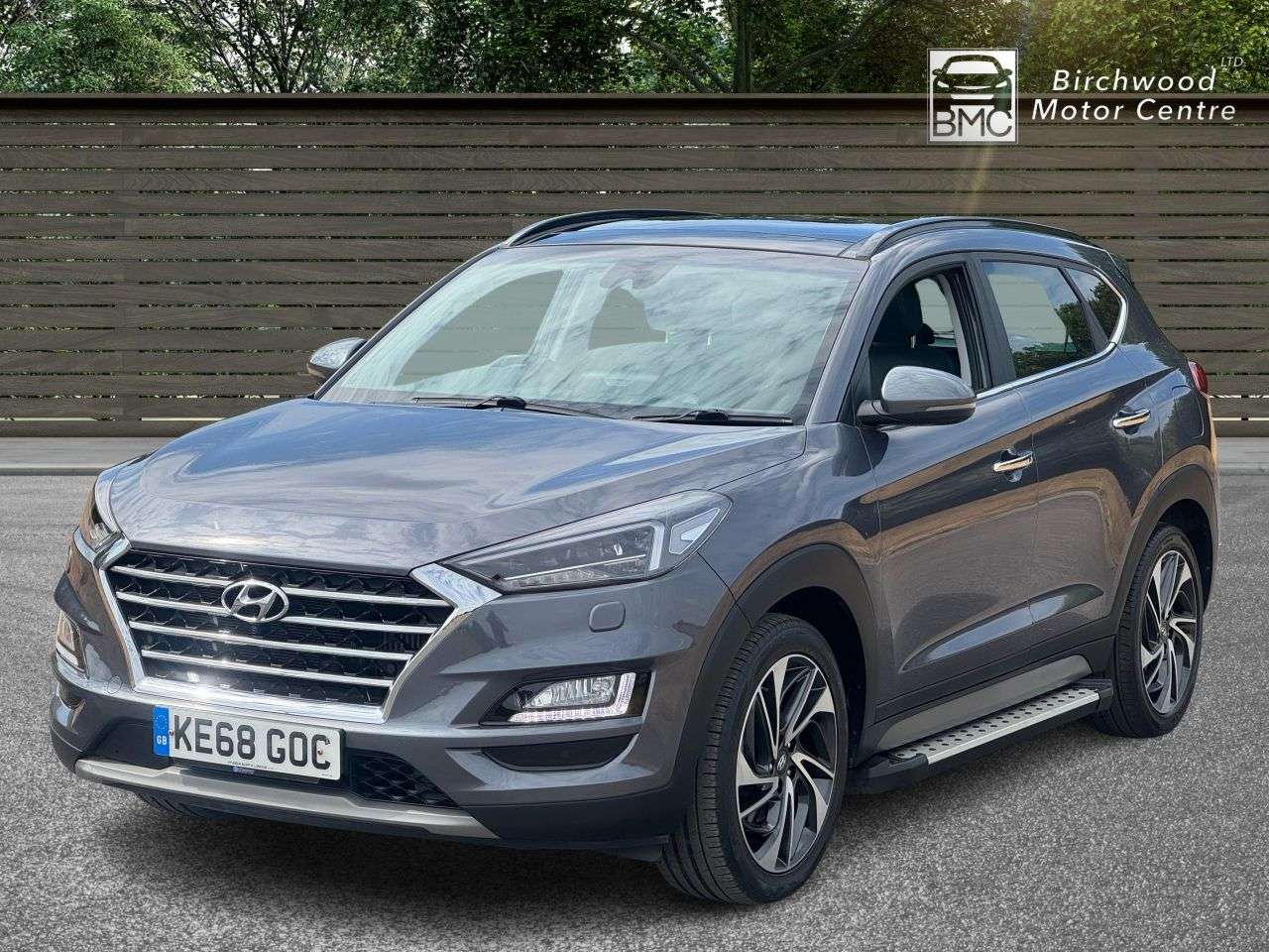 A 2019 HYUNDAI TUCSON 1.6 T-GDi Premium SE SUV 5dr Petrol DCT Euro 6 (s/s) (177 ps) FULL SERVICE A 2019 HYUNDAI TUCSON 1.6 T-GDi Premium SE SUV 5dr Petrol DCT Euro 6 (s/s) (177 ps) FULL SERVICE