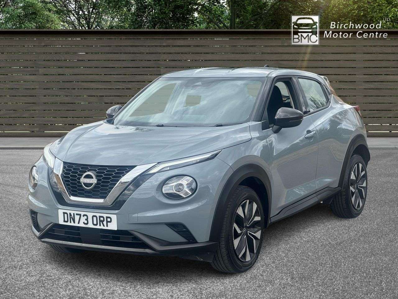 A 2024 NISSAN JUKE 1.0 DIG-T Acenta SUV 5dr Petrol DCT Auto Euro 6 (s/s) (117 ps) FULL SERVICE A 2024 NISSAN JUKE 1.0 DIG-T Acenta SUV 5dr Petrol DCT Auto Euro 6 (s/s) (117 ps) FULL SERVICE