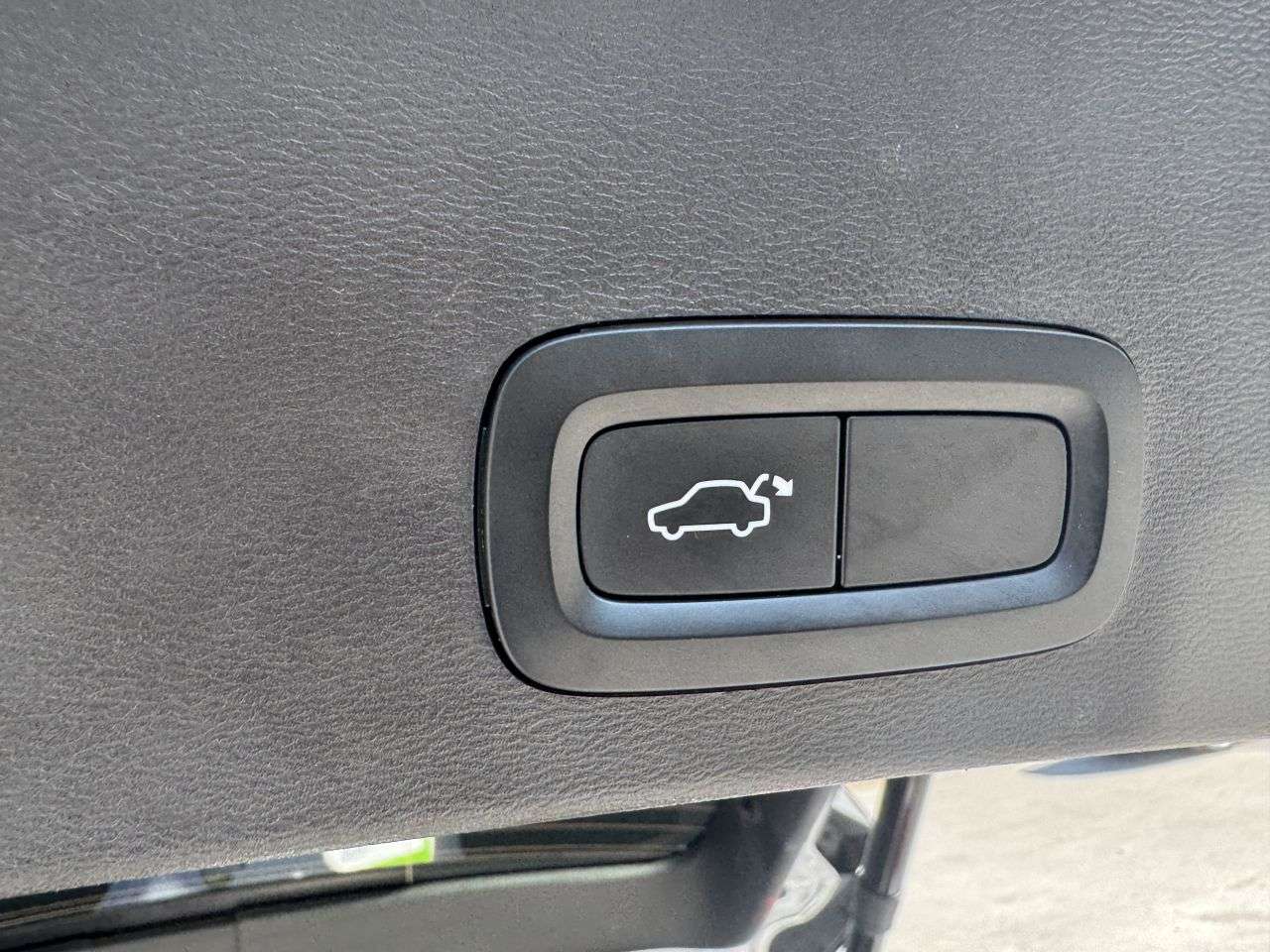 2021 VOLVO XC40 2021 VOLVO XC40