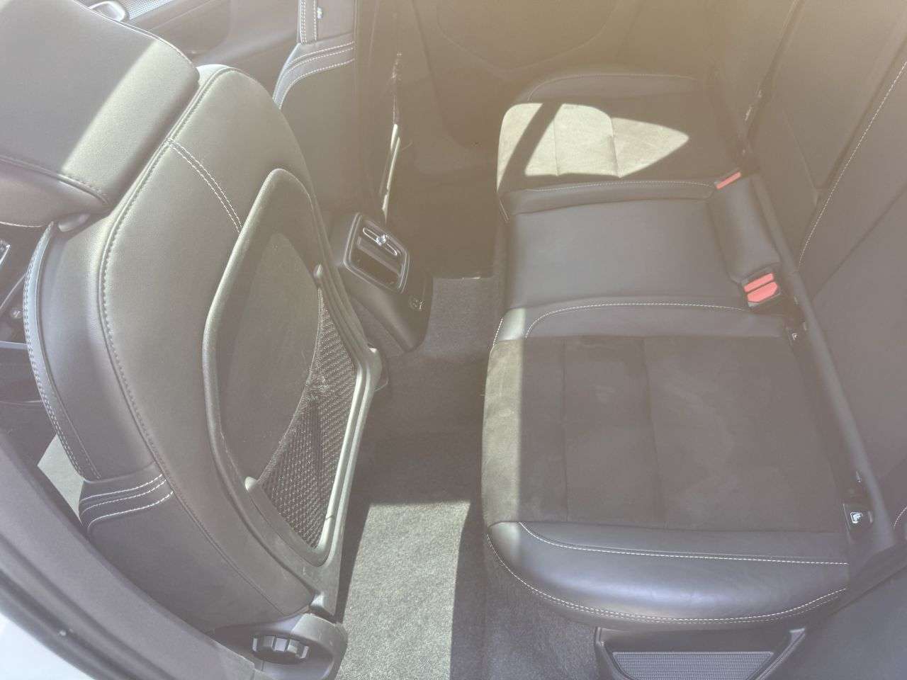 2021 VOLVO XC40 2021 VOLVO XC40