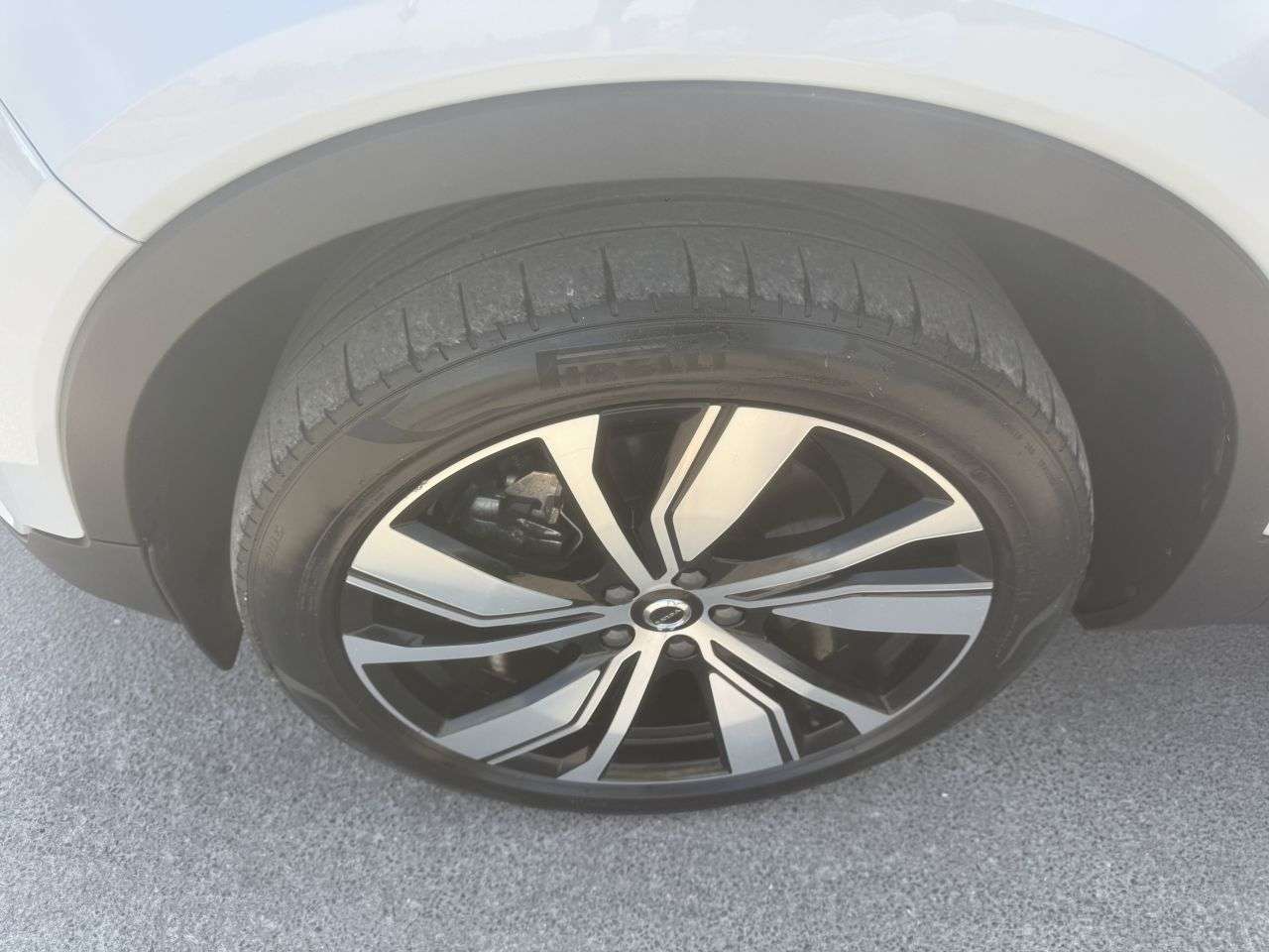 2021 VOLVO XC40 2021 VOLVO XC40