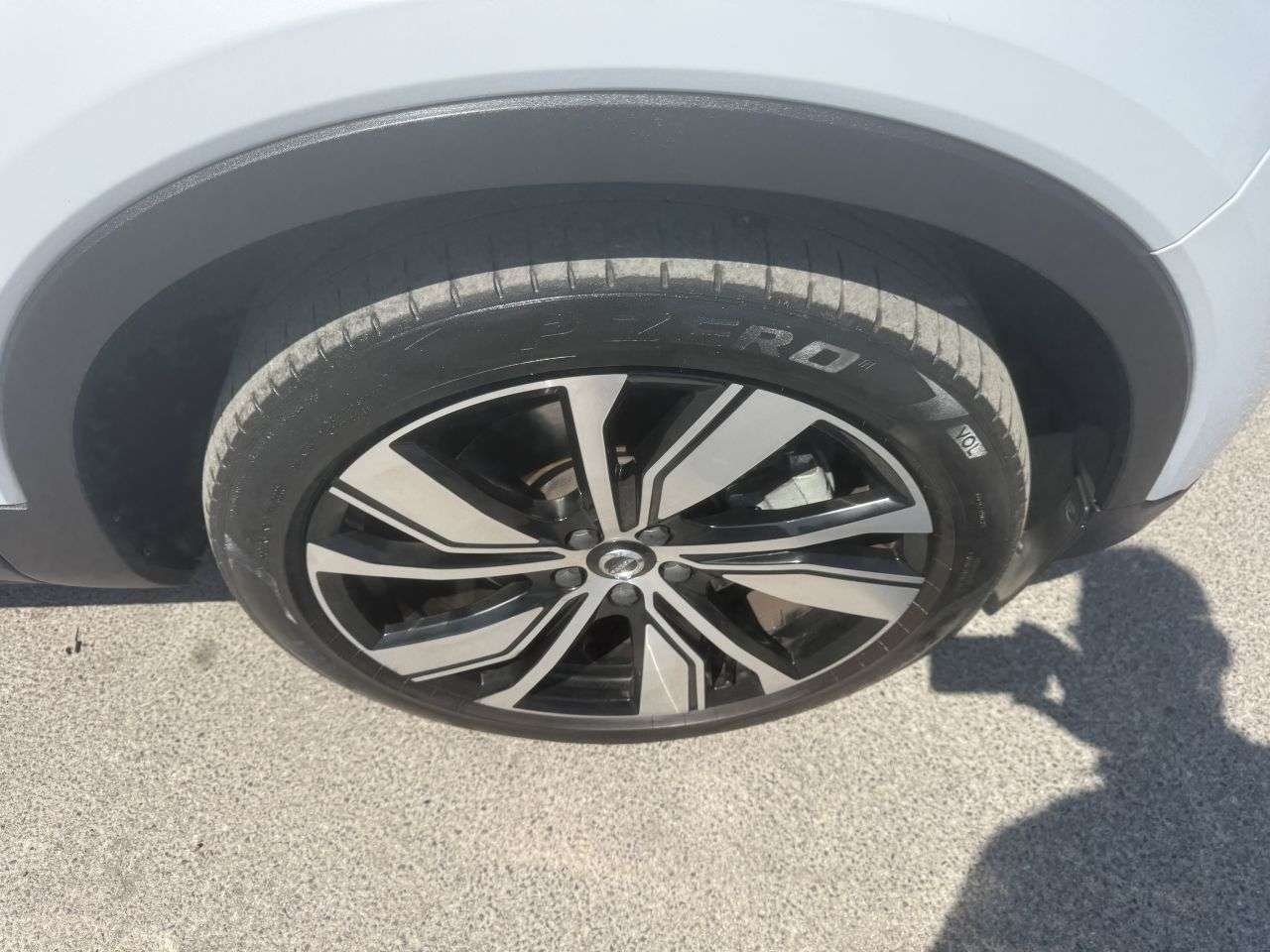 2021 VOLVO XC40 2021 VOLVO XC40