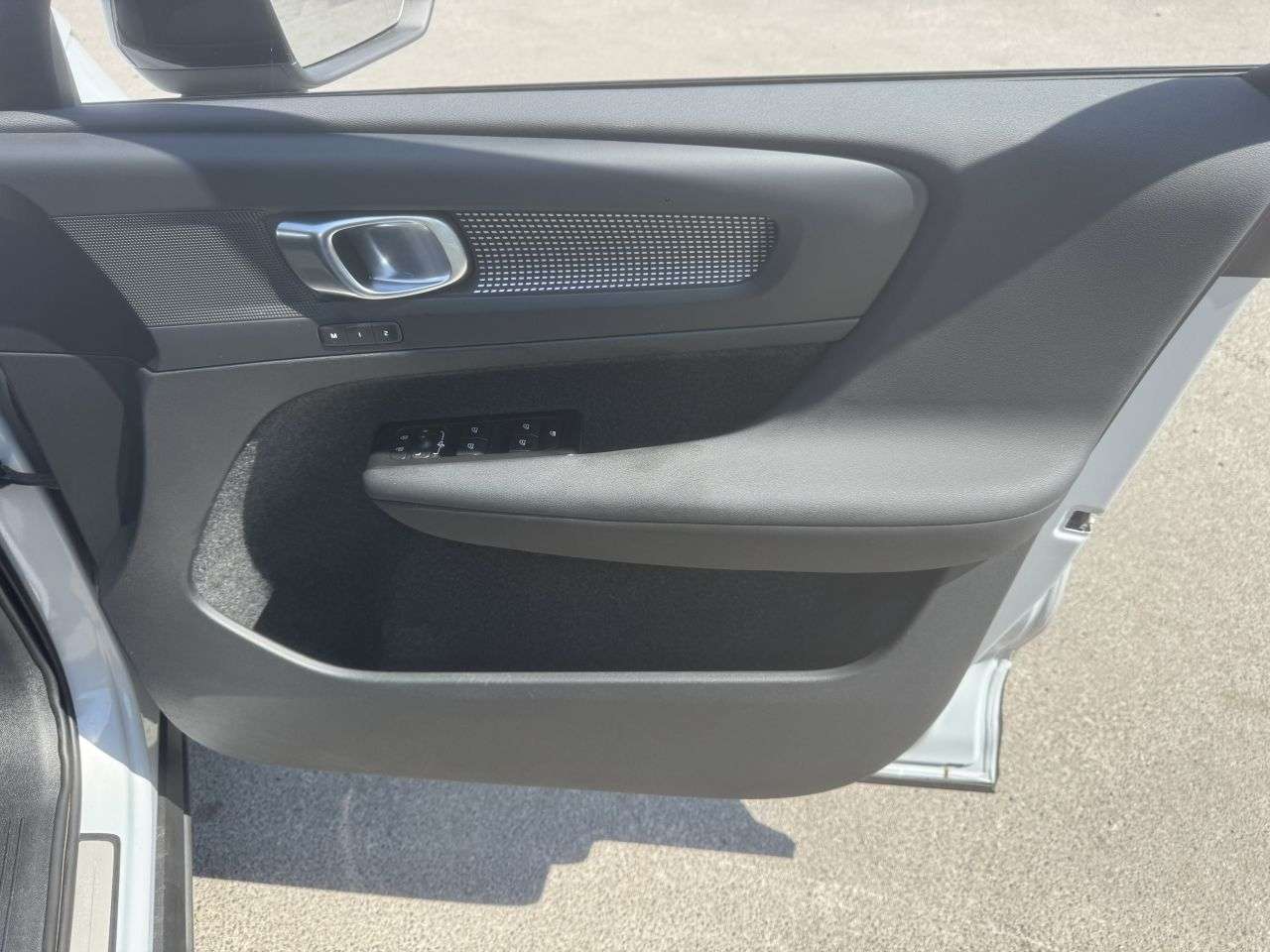 2021 VOLVO XC40 2021 VOLVO XC40