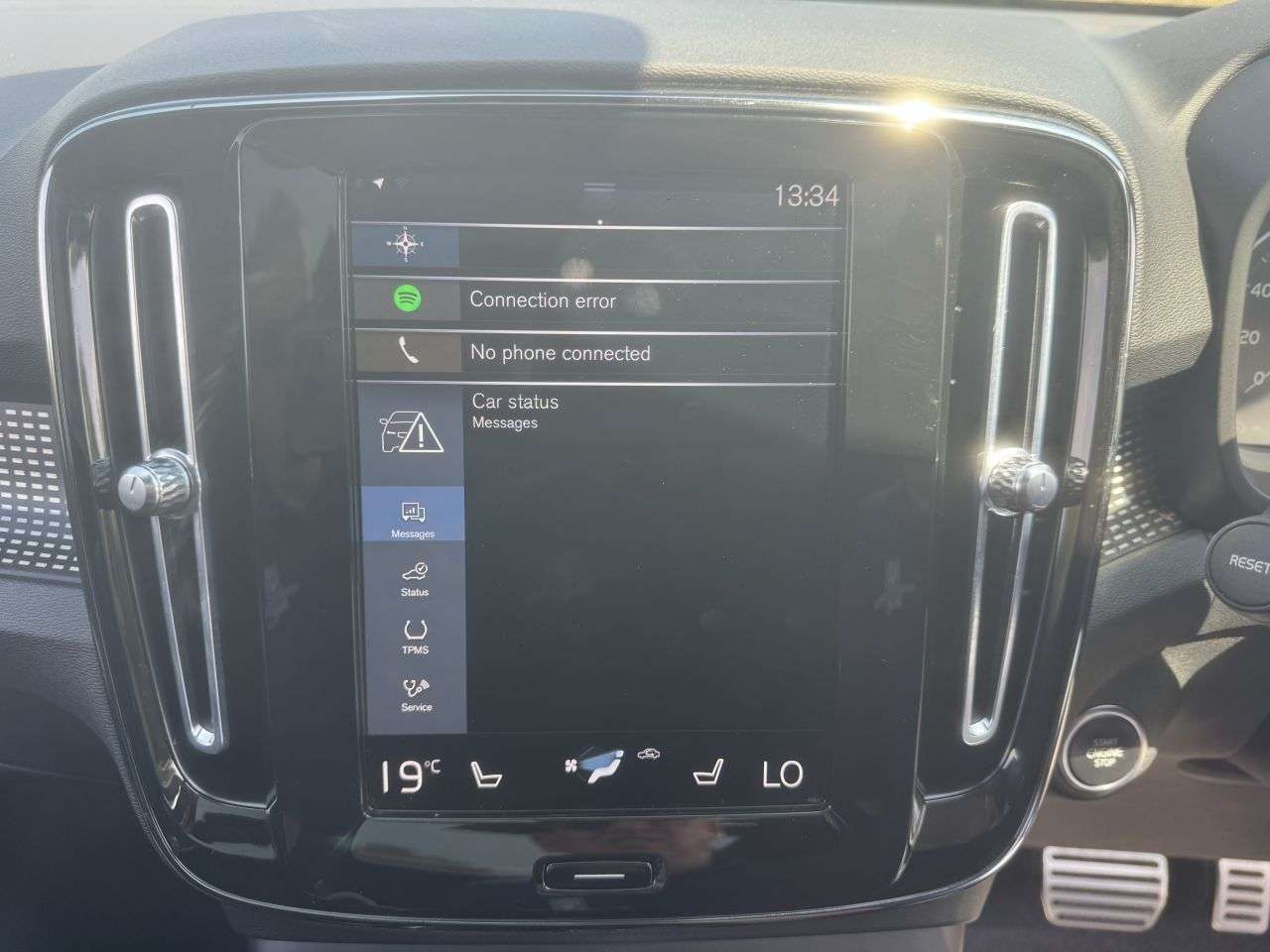 2021 VOLVO XC40 2021 VOLVO XC40
