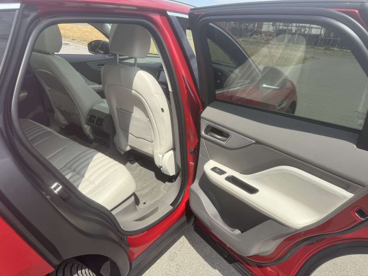 2019 JAGUAR F-PACE 2019 JAGUAR F-PACE