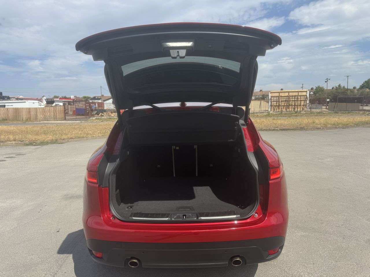 2019 JAGUAR F-PACE 2019 JAGUAR F-PACE