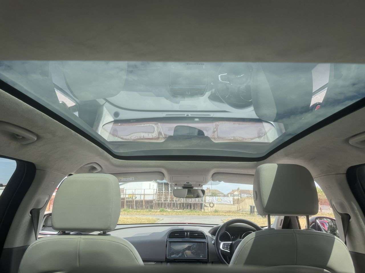 2019 JAGUAR F-PACE 2019 JAGUAR F-PACE
