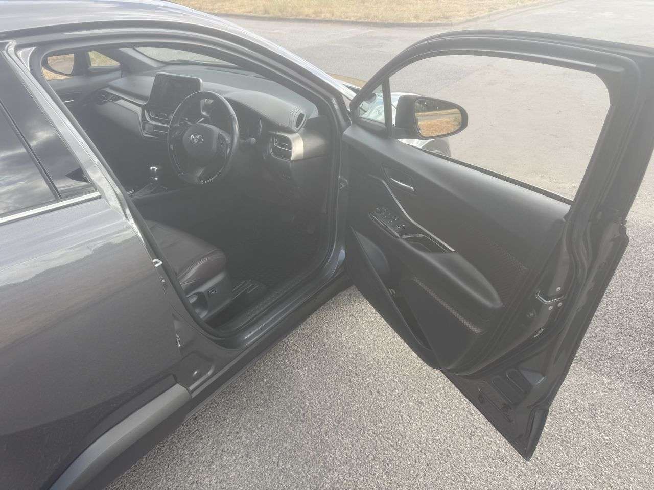 2017 TOYOTA C-HR 2017 TOYOTA C-HR