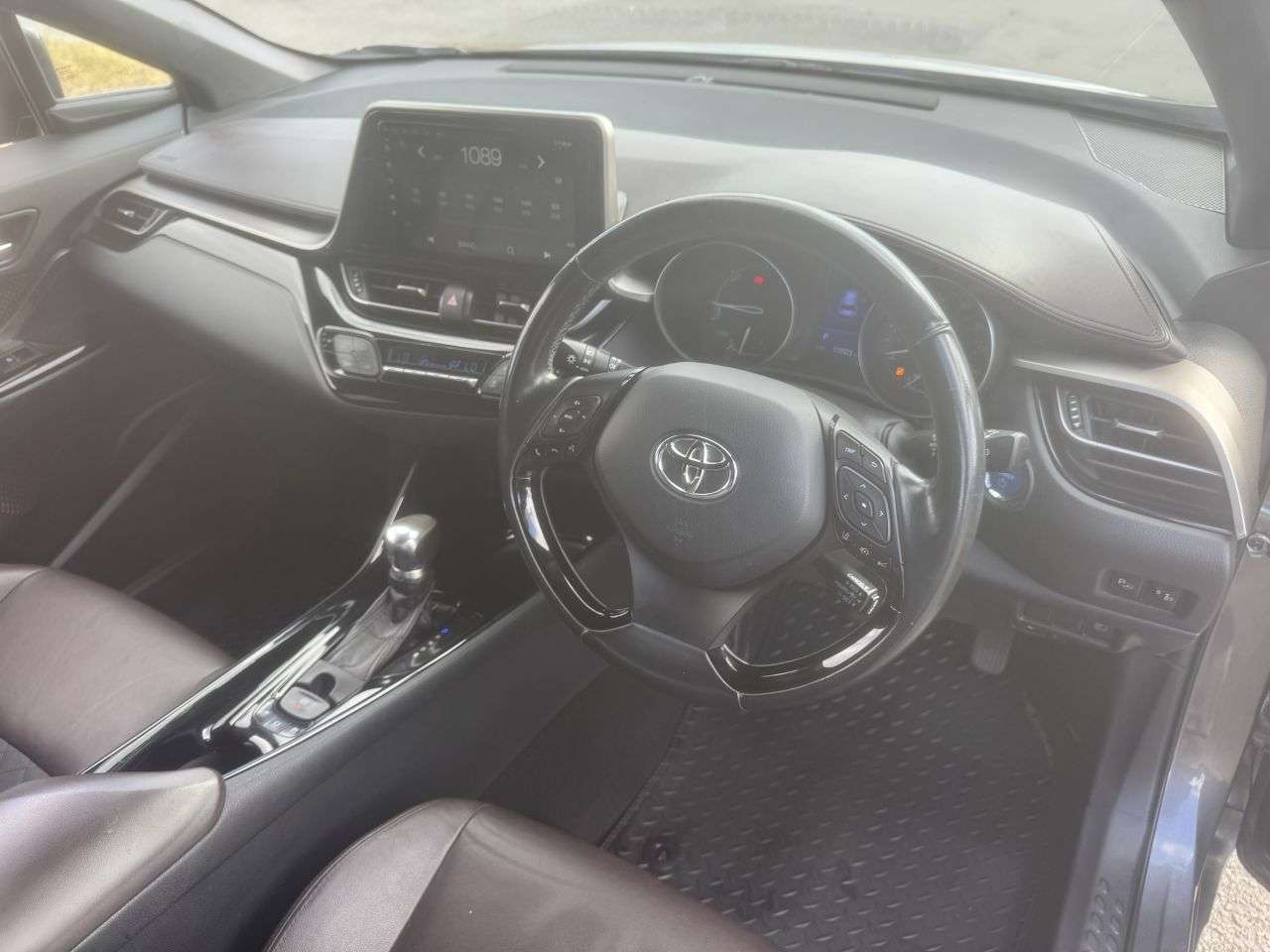 2017 TOYOTA C-HR 2017 TOYOTA C-HR