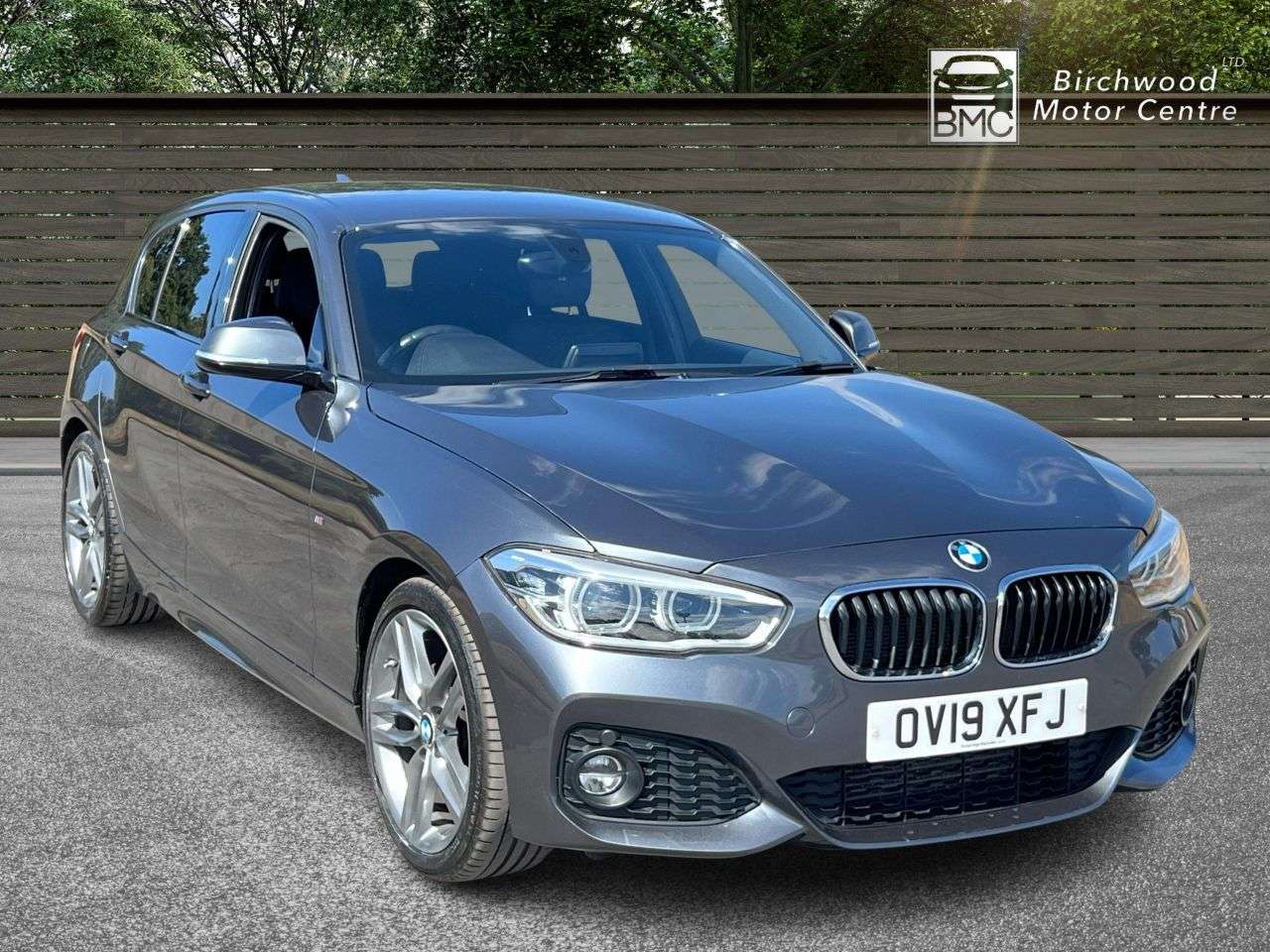 A 2019 BMW 1 SERIES 1.5 116d M Sport Hatchback 5dr Diesel Auto Euro 6 (s/s) (116 ps) FULL SERVI A 2019 BMW 1 SERIES 1.5 116d M Sport Hatchback 5dr Diesel Auto Euro 6 (s/s) (116 ps) FULL SERVI