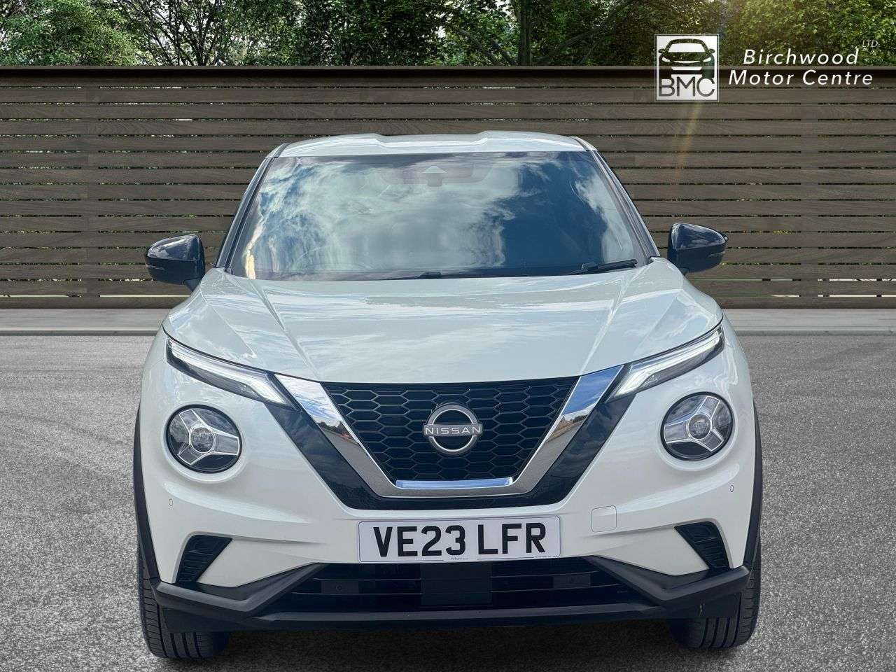 A 2023 NISSAN JUKE 1.0 DIG-T N-Connecta SUV 5dr Petrol DCT Auto Euro 6 (s/s) (114 ps) FULL SER A 2023 NISSAN JUKE 1.0 DIG-T N-Connecta SUV 5dr Petrol DCT Auto Euro 6 (s/s) (114 ps) FULL SER