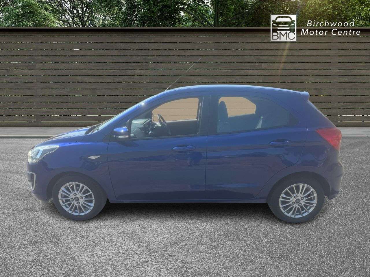 A 2018 FORD KA+ 1.2 Ti-VCT Zetec Hatchback 5dr Petrol Manual Euro 6 (s/s) (70 ps) AIR CONDI A 2018 FORD KA+ 1.2 Ti-VCT Zetec Hatchback 5dr Petrol Manual Euro 6 (s/s) (70 ps) AIR CONDI