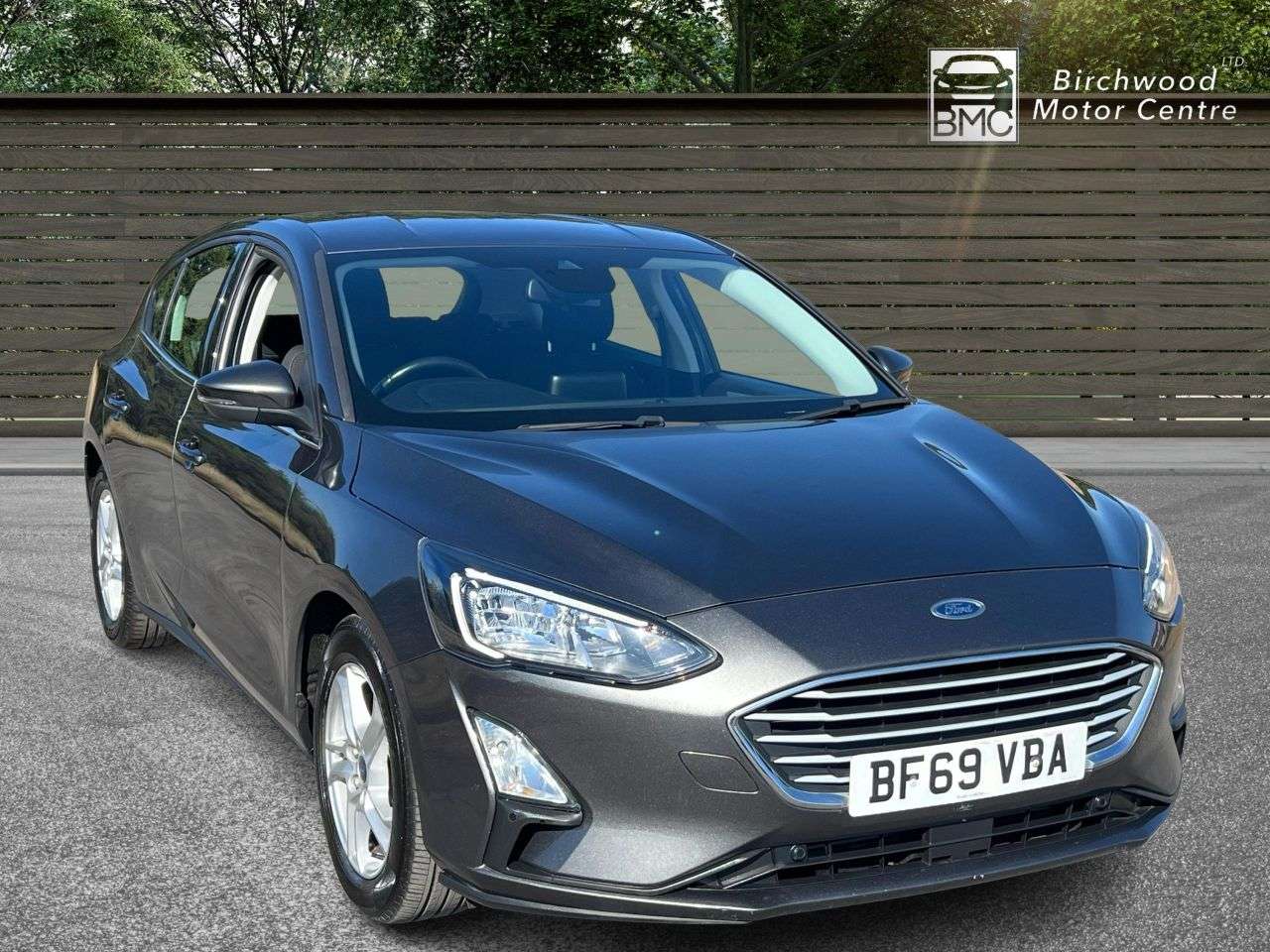 A 2020 FORD FOCUS 1.0T EcoBoost Zetec Hatchback 5dr Petrol Auto Euro 6 (s/s) (125 ps) AIR CON A 2020 FORD FOCUS 1.0T EcoBoost Zetec Hatchback 5dr Petrol Auto Euro 6 (s/s) (125 ps) AIR CON