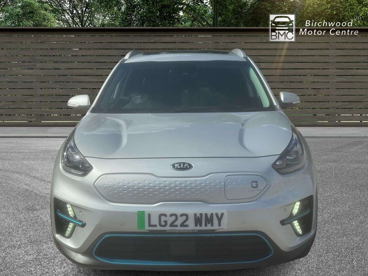 A 2022 KIA NIRO 64kWh 4+ SUV 5dr Electric Auto (201 bhp) A 2022 KIA NIRO 64kWh 4+ SUV 5dr Electric Auto (201 bhp)