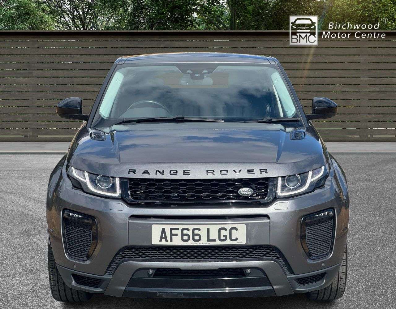 A 2016 LAND ROVER RANGE ROVER EVOQUE 2.0 TD4 HSE Dynamic SUV 5dr Diesel Auto 4WD Euro 6 (s/s) (180 ps) FULL LEAT A 2016 LAND ROVER RANGE ROVER EVOQUE 2.0 TD4 HSE Dynamic SUV 5dr Diesel Auto 4WD Euro 6 (s/s) (180 ps) FULL LEAT