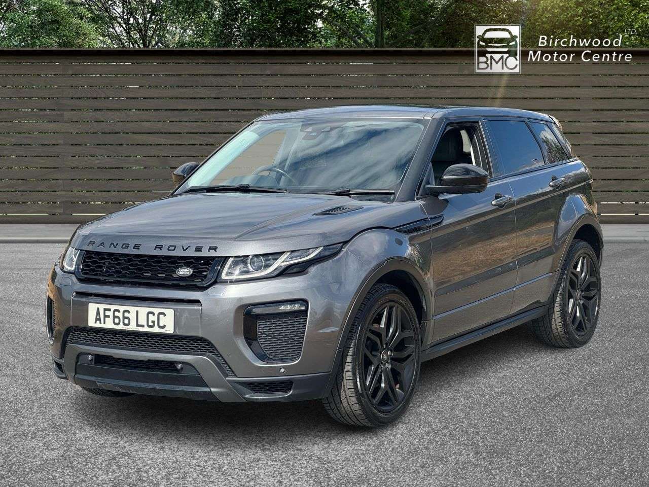 A 2016 LAND ROVER RANGE ROVER EVOQUE 2.0 TD4 HSE Dynamic SUV 5dr Diesel Auto 4WD Euro 6 (s/s) (180 ps) FULL LEAT A 2016 LAND ROVER RANGE ROVER EVOQUE 2.0 TD4 HSE Dynamic SUV 5dr Diesel Auto 4WD Euro 6 (s/s) (180 ps) FULL LEAT