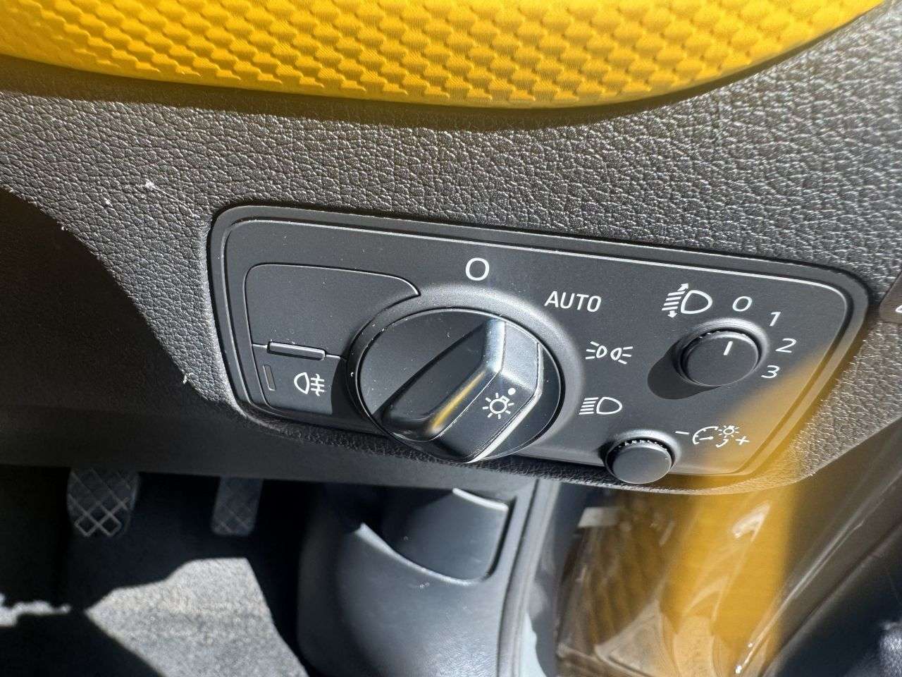 2018 AUDI Q2 2018 AUDI Q2