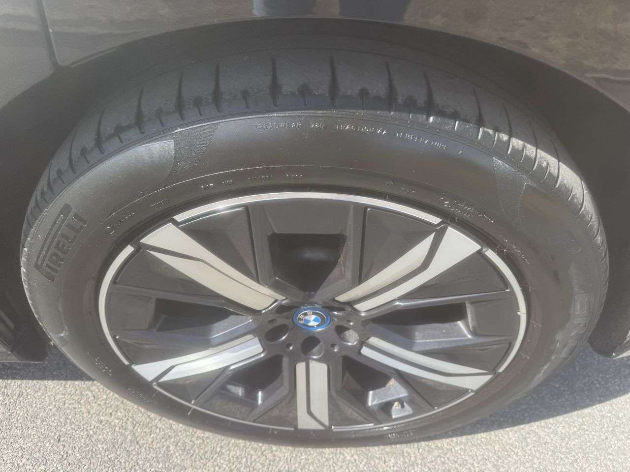 2022 BMW IX 2022 BMW IX