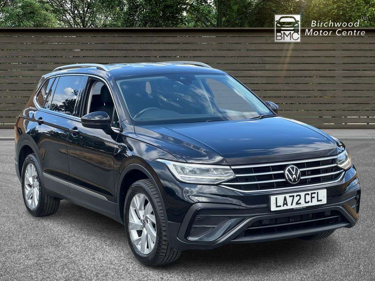 A 2022 VOLKSWAGEN TIGUAN ALLSPACE 1.5 TSI Life SUV 5dr Petrol DSG Euro 6 (s/s) (150 ps) FULL SERVICE HISTORY A 2022 VOLKSWAGEN TIGUAN ALLSPACE 1.5 TSI Life SUV 5dr Petrol DSG Euro 6 (s/s) (150 ps) FULL SERVICE HISTORY