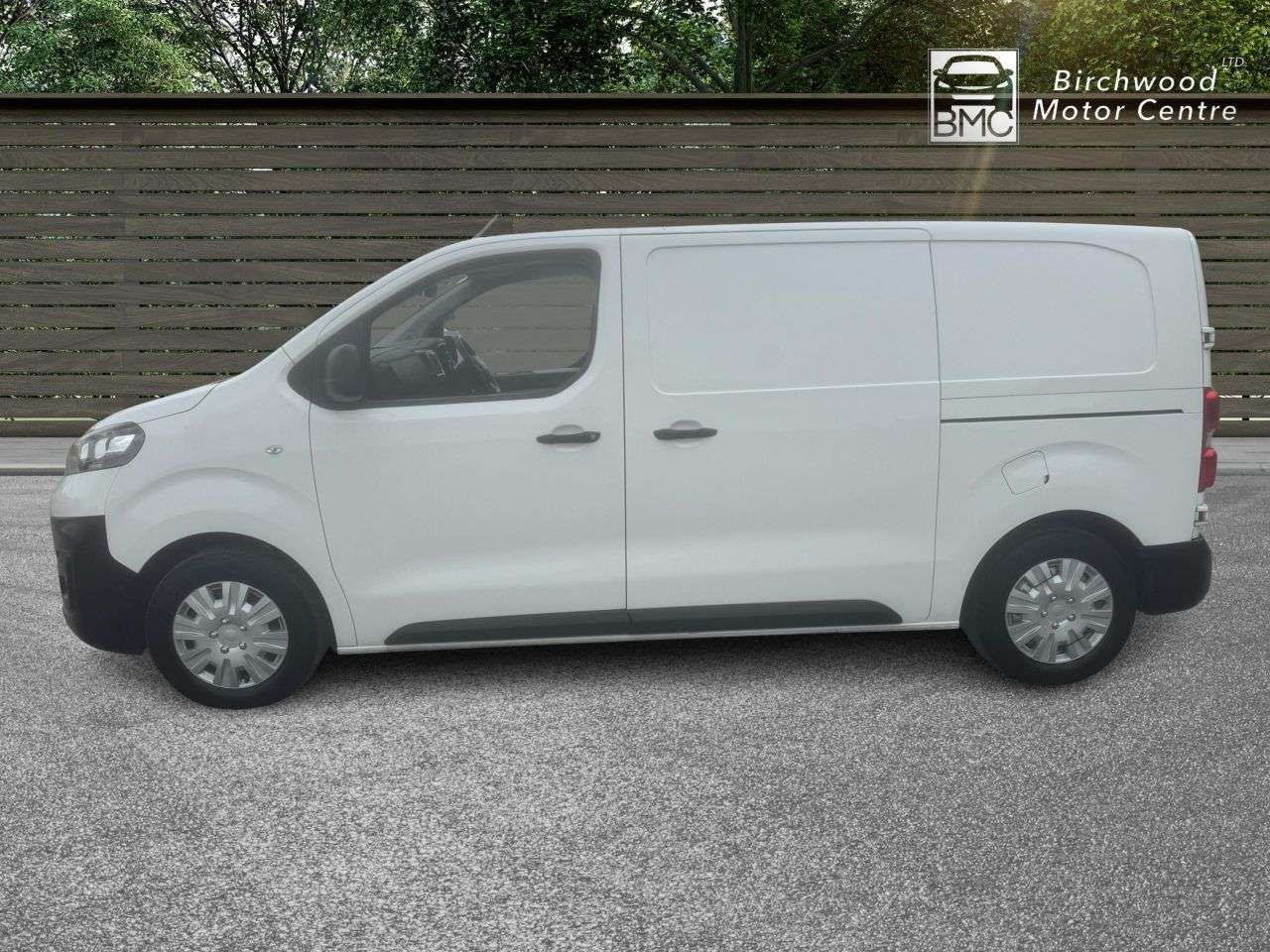 A 2021 VAUXHALL VIVARO 1.5 Turbo D 2700 Sportive Panel Van 5dr Diesel Manual L1 H1 Euro 6 (s/s) (1 A 2021 VAUXHALL VIVARO 1.5 Turbo D 2700 Sportive Panel Van 5dr Diesel Manual L1 H1 Euro 6 (s/s) (1