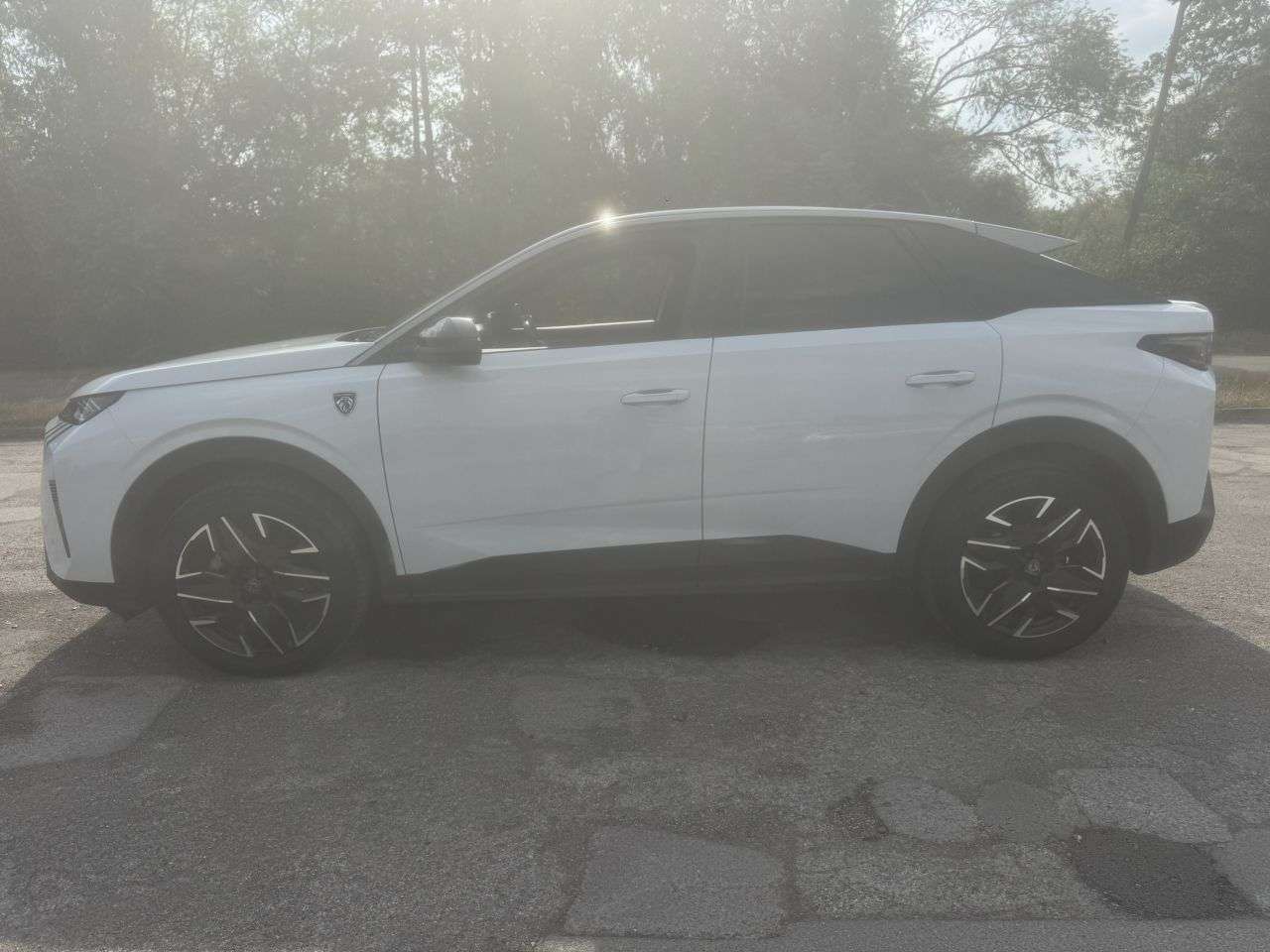 2024 PEUGEOT 3008 2024 PEUGEOT 3008