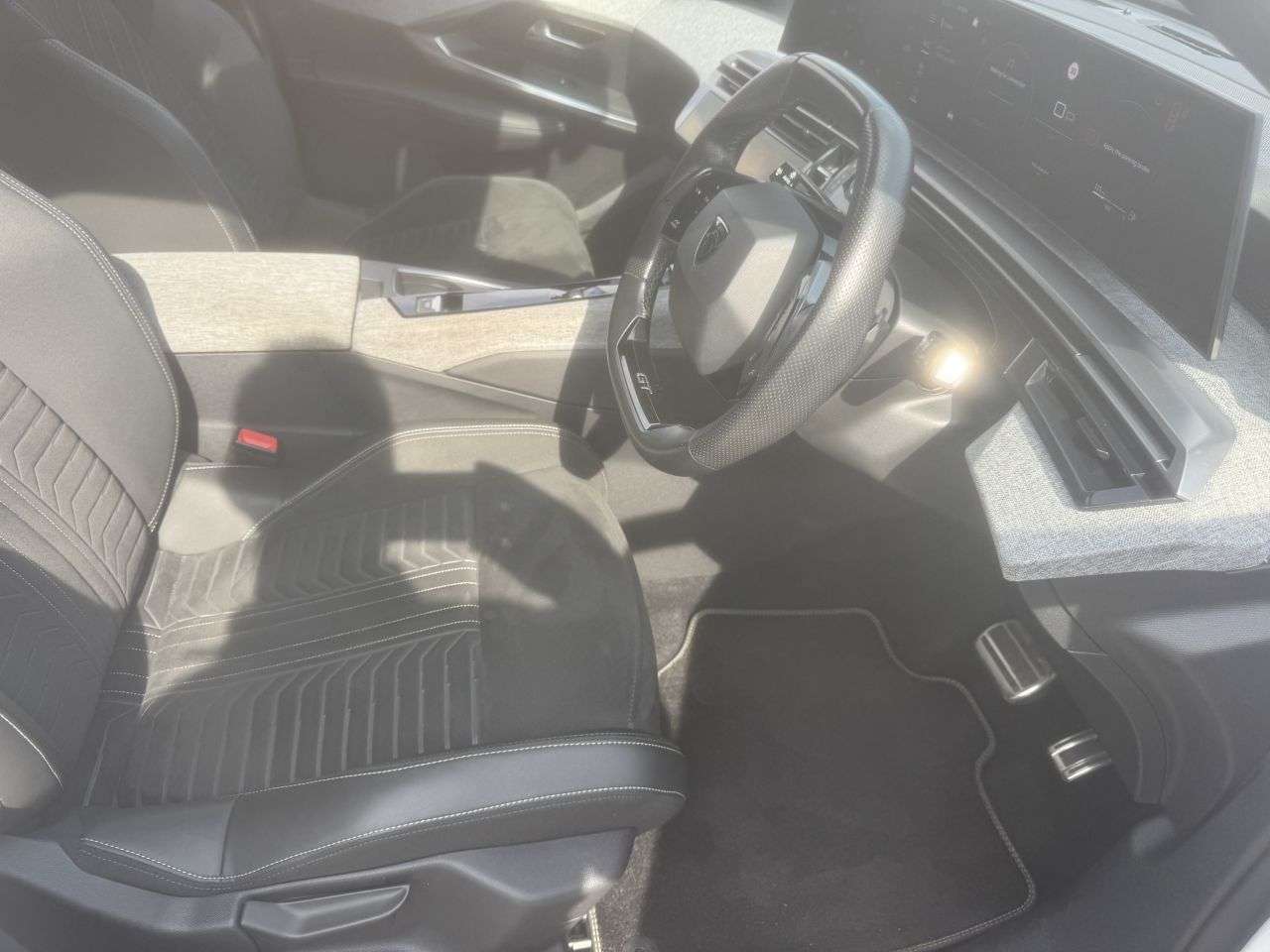 2024 PEUGEOT 3008 2024 PEUGEOT 3008