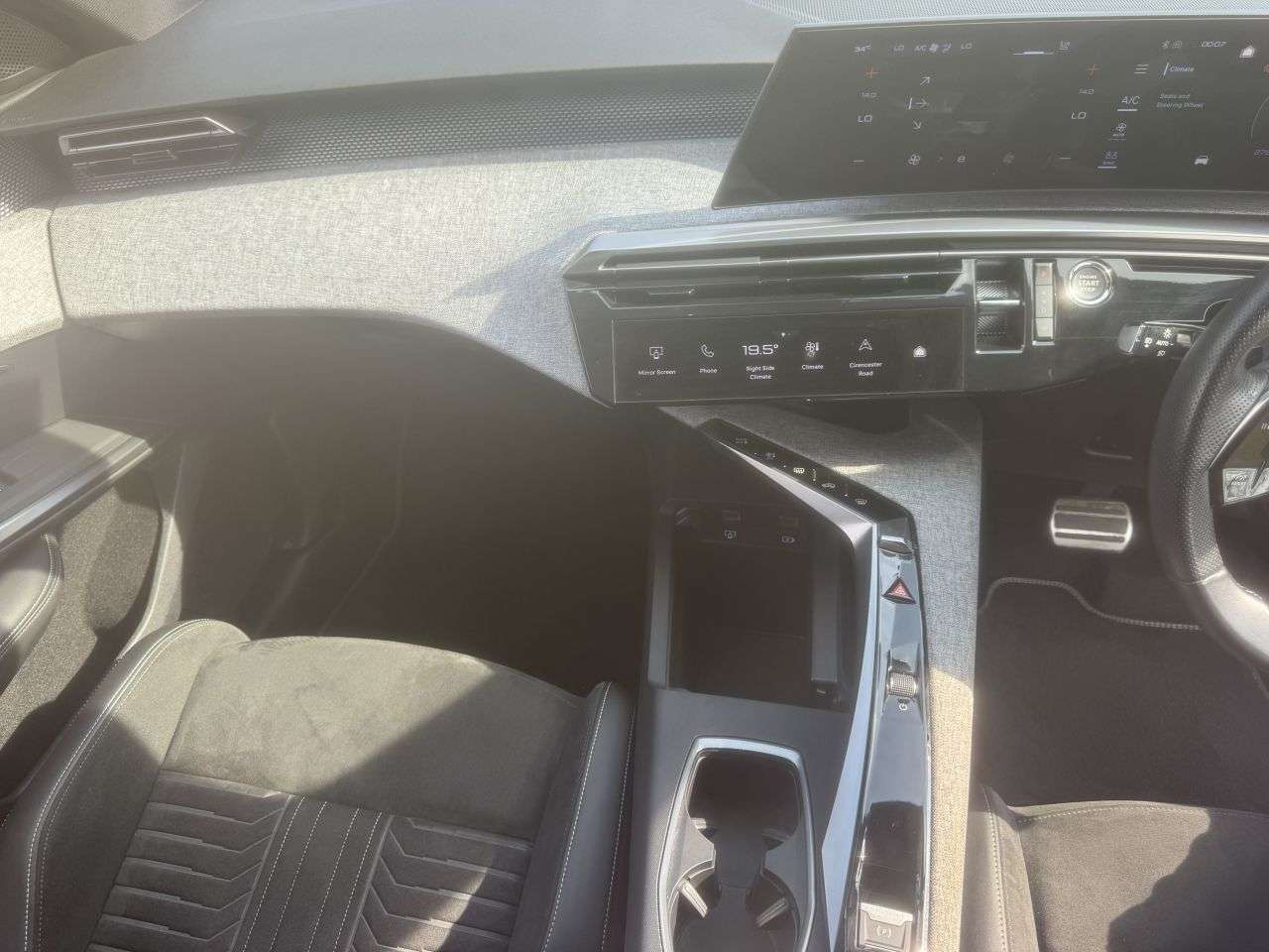 2024 PEUGEOT 3008 2024 PEUGEOT 3008