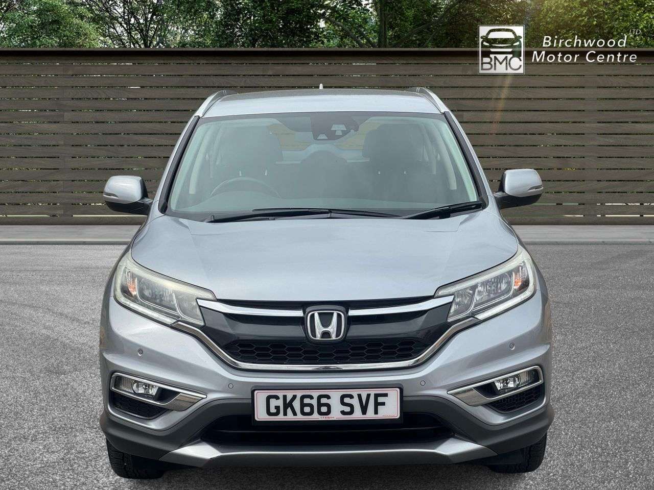 A 2016 HONDA CR-V 1.6 i-DTEC SE Navi (DASP) SUV 5dr Diesel Manual Euro 6 (s/s) (120 ps) FSH - A 2016 HONDA CR-V 1.6 i-DTEC SE Navi (DASP) SUV 5dr Diesel Manual Euro 6 (s/s) (120 ps) FSH -