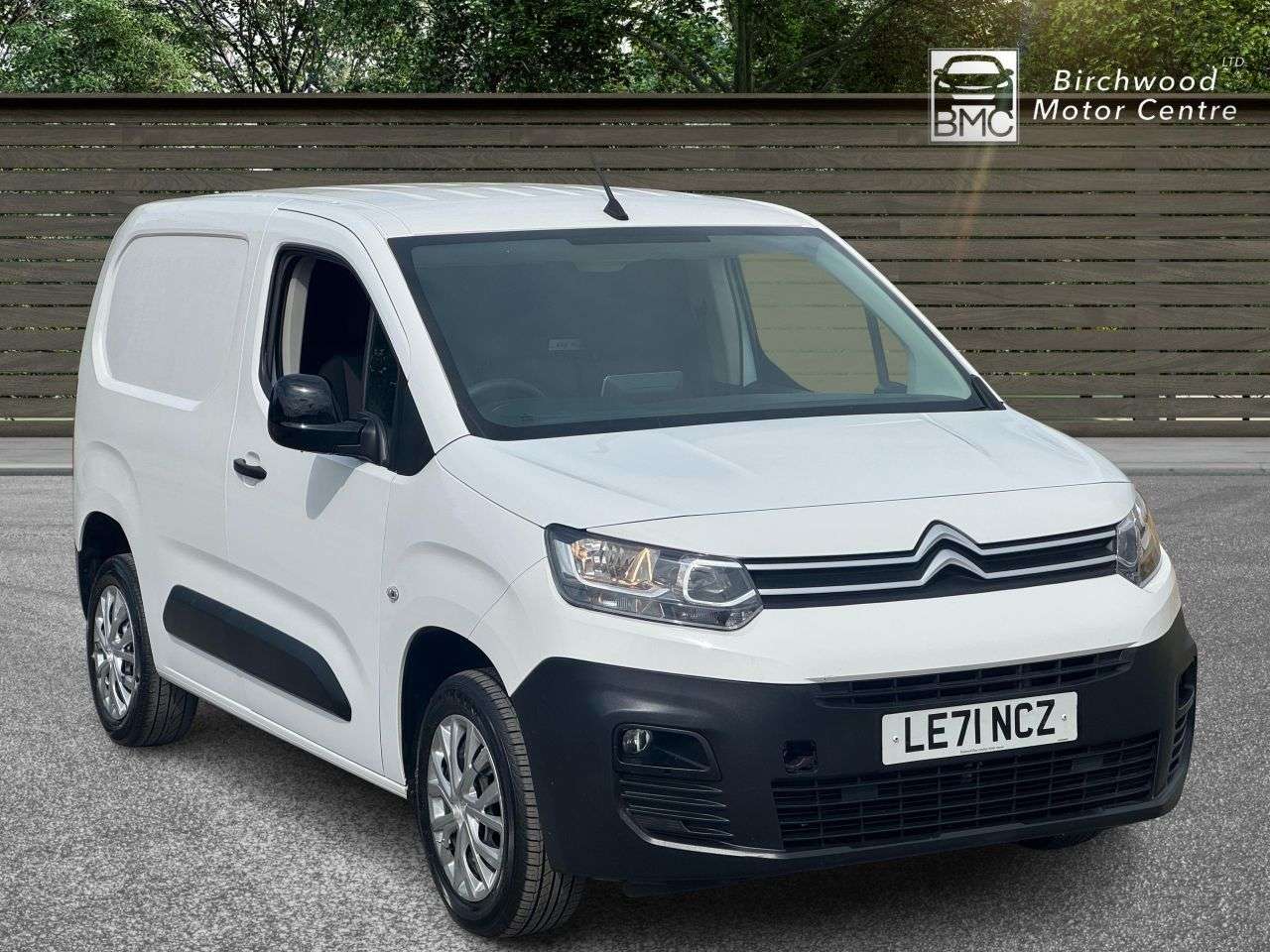 A 2022 CITROEN BERLINGO 1.5 BlueHDi 1000 Enterprise M Pro Panel Van 5dr Diesel Manual SWB Euro 6 (s A 2022 CITROEN BERLINGO 1.5 BlueHDi 1000 Enterprise M Pro Panel Van 5dr Diesel Manual SWB Euro 6 (s