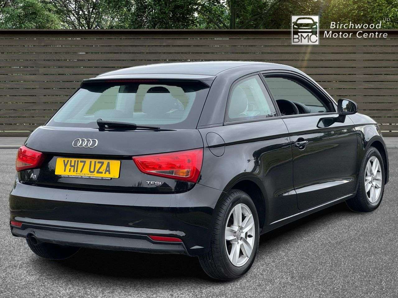 2017 AUDI A1 2017 AUDI A1