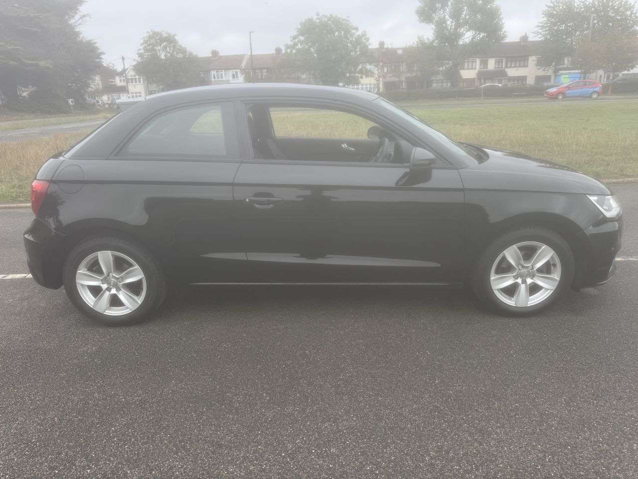 2017 AUDI A1 2017 AUDI A1