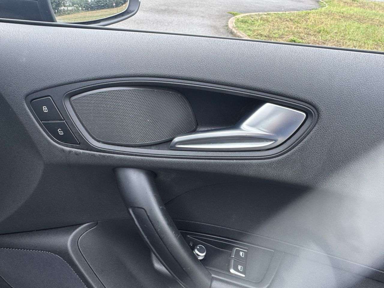 2017 AUDI A1 2017 AUDI A1