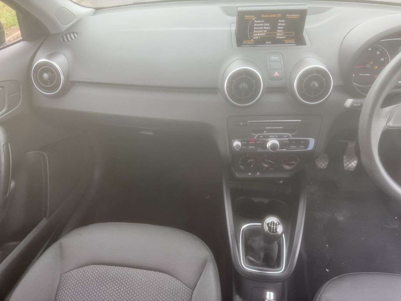 2017 AUDI A1 2017 AUDI A1