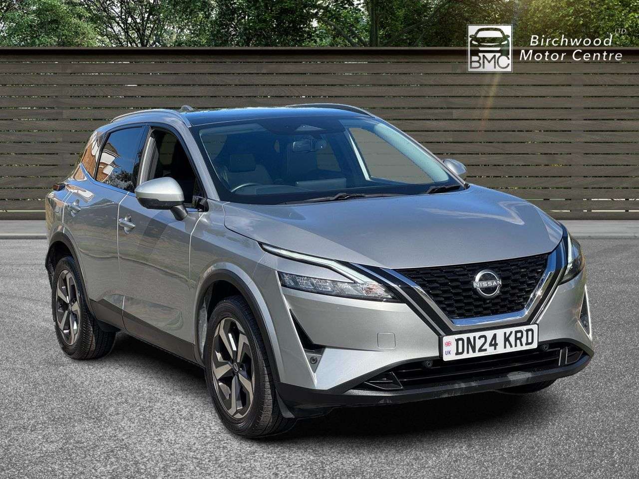 A 2024 NISSAN QASHQAI 1.3 DIG-T MHEV N-Connecta SUV 5dr Petrol Hybrid XTRON Euro 6 (s/s) (158 ps) A 2024 NISSAN QASHQAI 1.3 DIG-T MHEV N-Connecta SUV 5dr Petrol Hybrid XTRON Euro 6 (s/s) (158 ps)
