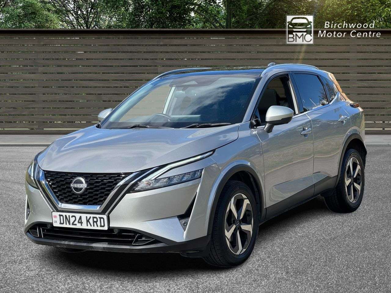 A 2024 NISSAN QASHQAI 1.3 DIG-T MHEV N-Connecta SUV 5dr Petrol Hybrid XTRON Euro 6 (s/s) (158 ps) A 2024 NISSAN QASHQAI 1.3 DIG-T MHEV N-Connecta SUV 5dr Petrol Hybrid XTRON Euro 6 (s/s) (158 ps)