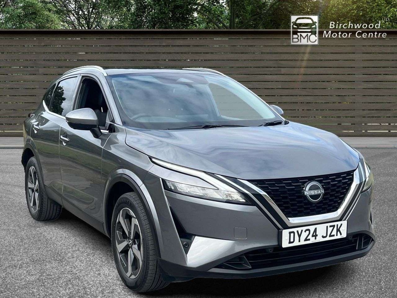 A 2024 NISSAN QASHQAI 1.3 DIG-T MHEV N-Connecta SUV 5dr Petrol Hybrid XTRON Euro 6 (s/s) (158 ps) A 2024 NISSAN QASHQAI 1.3 DIG-T MHEV N-Connecta SUV 5dr Petrol Hybrid XTRON Euro 6 (s/s) (158 ps)