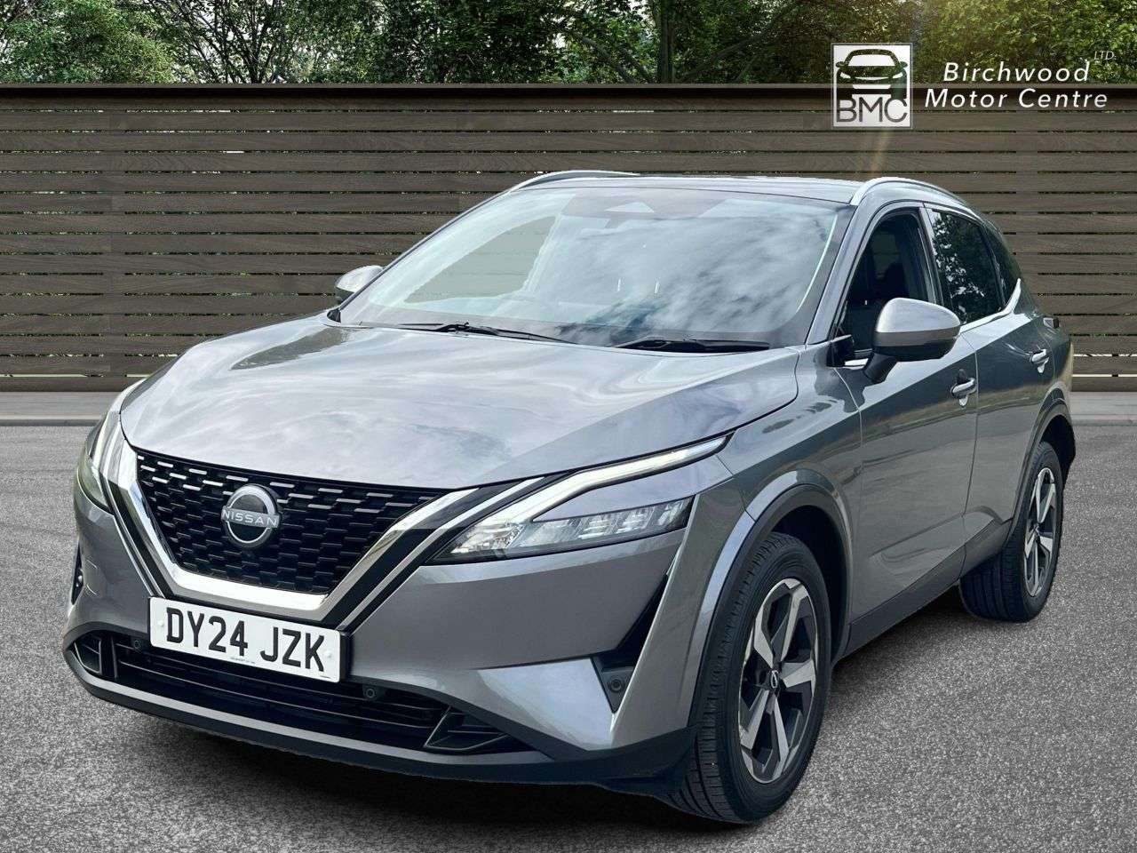 A 2024 NISSAN QASHQAI 1.3 DIG-T MHEV N-Connecta SUV 5dr Petrol Hybrid XTRON Euro 6 (s/s) (158 ps) A 2024 NISSAN QASHQAI 1.3 DIG-T MHEV N-Connecta SUV 5dr Petrol Hybrid XTRON Euro 6 (s/s) (158 ps)