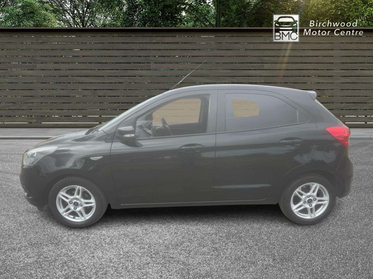 A 2017 FORD KA+ 1.2 Ti-VCT Zetec Hatchback 5dr Petrol Manual Euro 6 (85 ps) SERVICE HISTORY A 2017 FORD KA+ 1.2 Ti-VCT Zetec Hatchback 5dr Petrol Manual Euro 6 (85 ps) SERVICE HISTORY