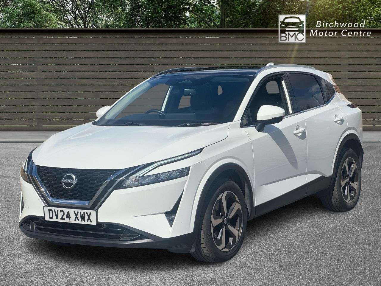 A 2024 NISSAN QASHQAI 1.3 DIG-T MHEV N-Connecta SUV 5dr Petrol Hybrid XTRON Euro 6 (s/s) (158 ps) A 2024 NISSAN QASHQAI 1.3 DIG-T MHEV N-Connecta SUV 5dr Petrol Hybrid XTRON Euro 6 (s/s) (158 ps)