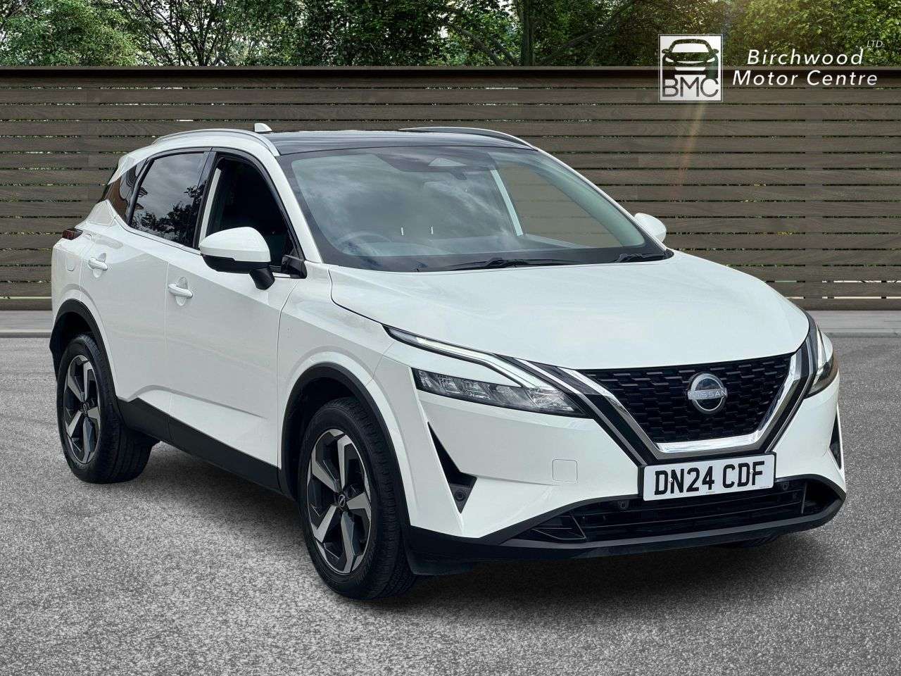 A 2024 NISSAN QASHQAI 1.3 DIG-T MHEV N-Connecta SUV 5dr Petrol Hybrid XTRON Euro 6 (s/s) (158 ps) A 2024 NISSAN QASHQAI 1.3 DIG-T MHEV N-Connecta SUV 5dr Petrol Hybrid XTRON Euro 6 (s/s) (158 ps)
