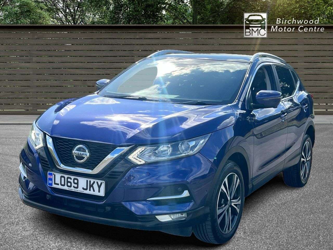 A 2019 NISSAN QASHQAI 1.3 DIG-T N-Connecta SUV 5dr Petrol DCT Auto Euro 6 (s/s) (160 ps) GLASS PA A 2019 NISSAN QASHQAI 1.3 DIG-T N-Connecta SUV 5dr Petrol DCT Auto Euro 6 (s/s) (160 ps) GLASS PA