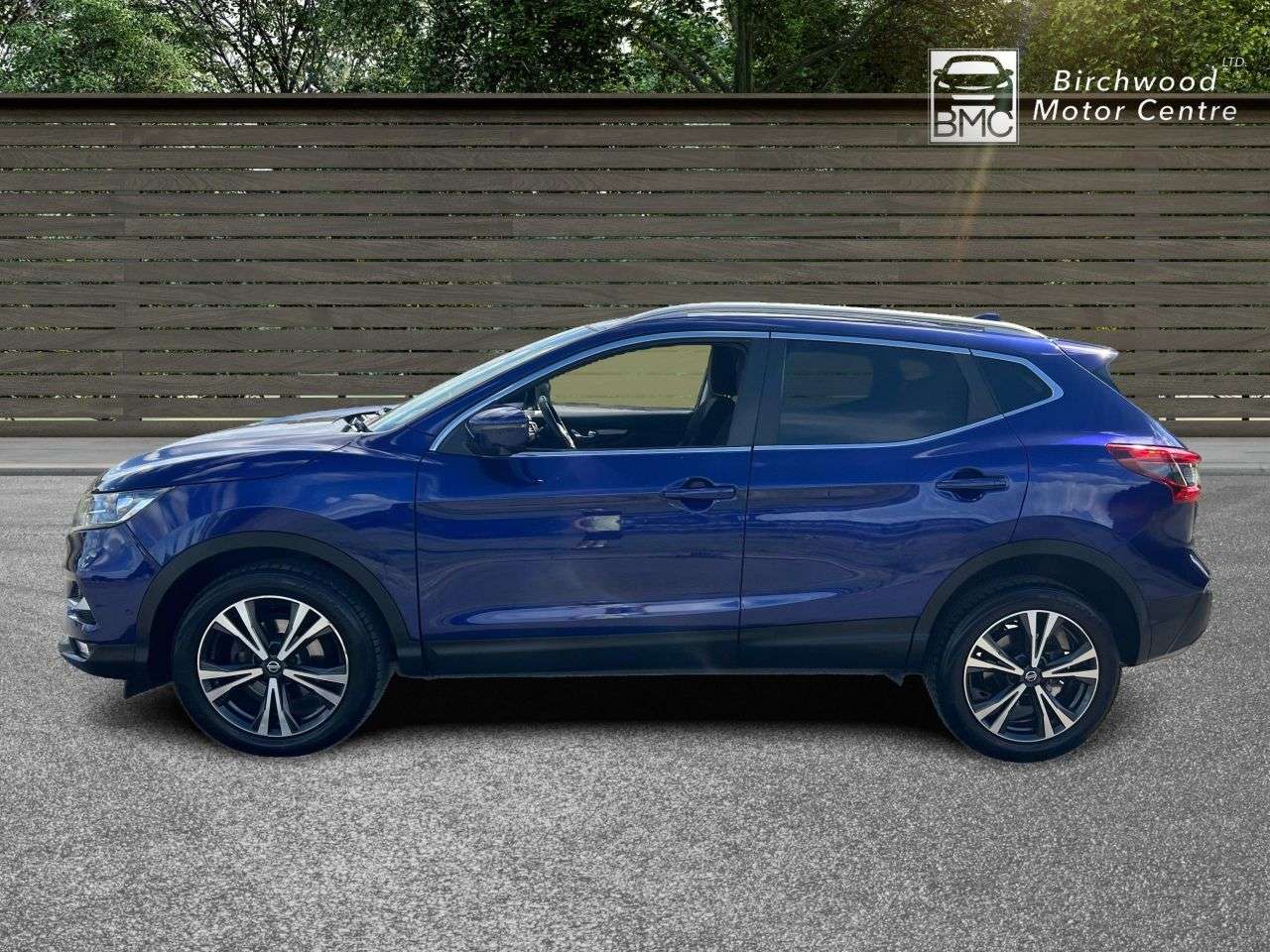 A 2019 NISSAN QASHQAI 1.3 DIG-T N-Connecta SUV 5dr Petrol DCT Auto Euro 6 (s/s) (160 ps) GLASS PA A 2019 NISSAN QASHQAI 1.3 DIG-T N-Connecta SUV 5dr Petrol DCT Auto Euro 6 (s/s) (160 ps) GLASS PA