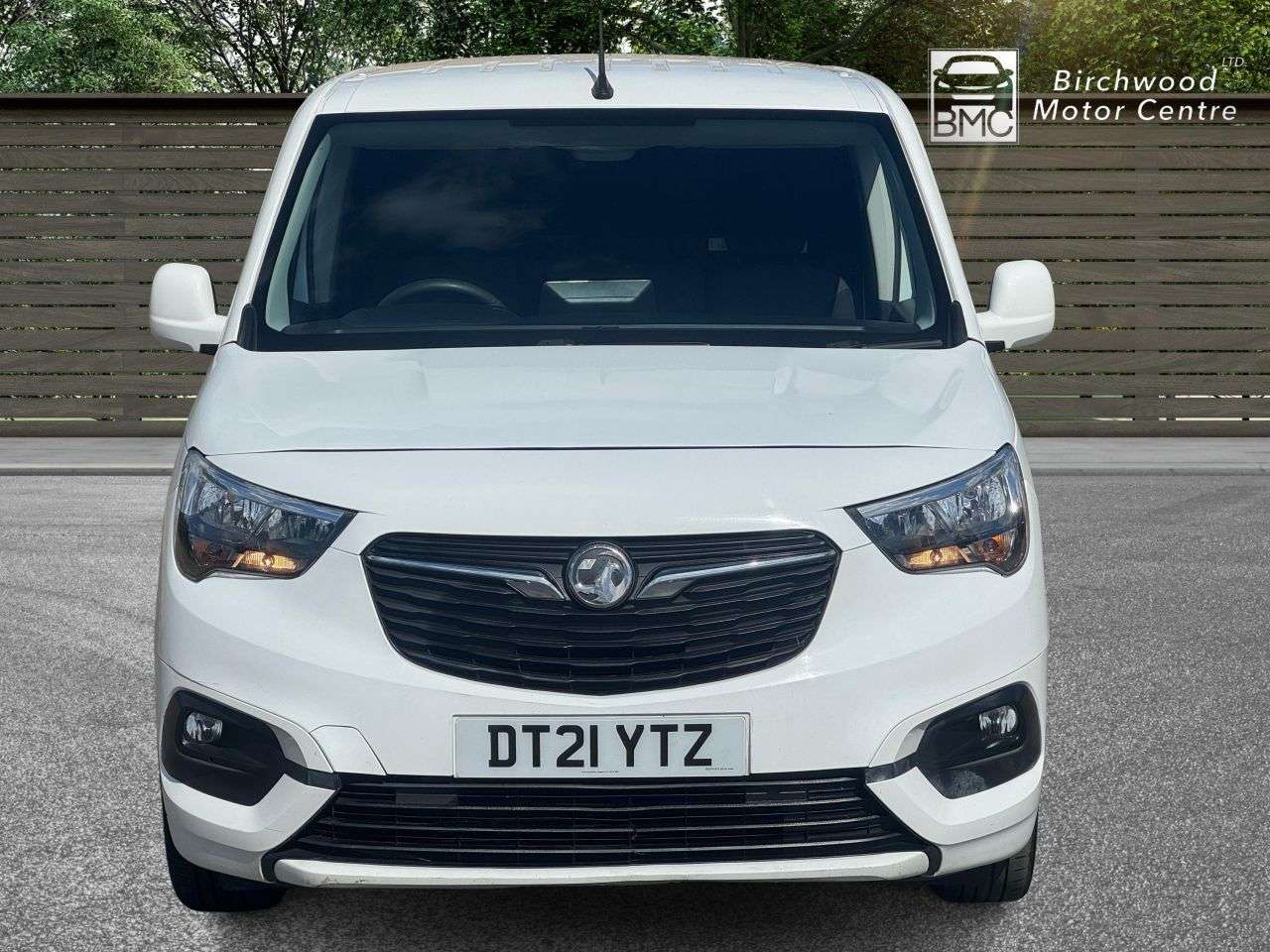 A 2021 VAUXHALL COMBO 1.5 Turbo D 2300 Sportive Panel Van 4dr Diesel Manual L1 H1 Euro 6 (100 ps) A 2021 VAUXHALL COMBO 1.5 Turbo D 2300 Sportive Panel Van 4dr Diesel Manual L1 H1 Euro 6 (100 ps)