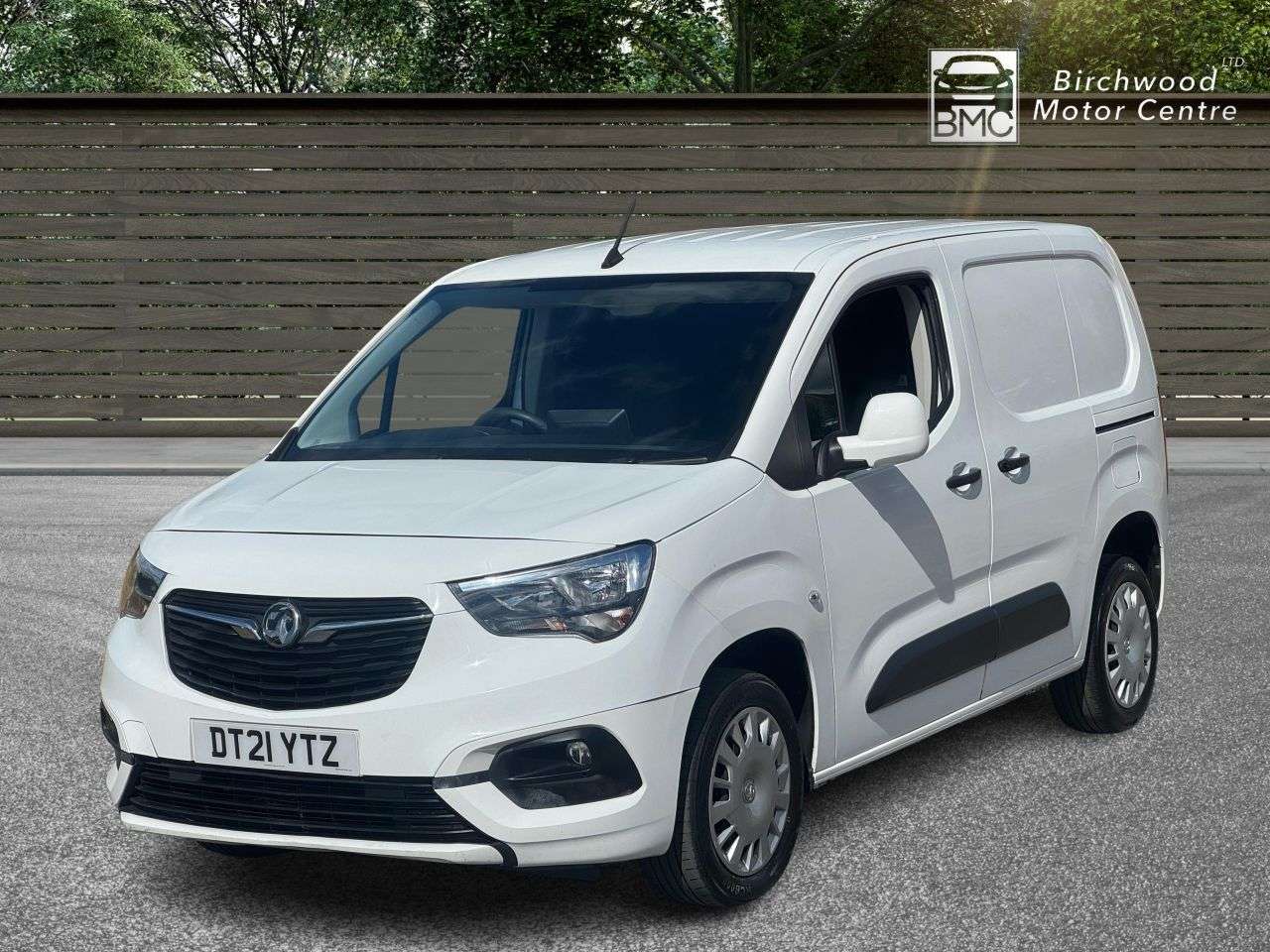 A 2021 VAUXHALL COMBO 1.5 Turbo D 2300 Sportive Panel Van 4dr Diesel Manual L1 H1 Euro 6 (100 ps) A 2021 VAUXHALL COMBO 1.5 Turbo D 2300 Sportive Panel Van 4dr Diesel Manual L1 H1 Euro 6 (100 ps)